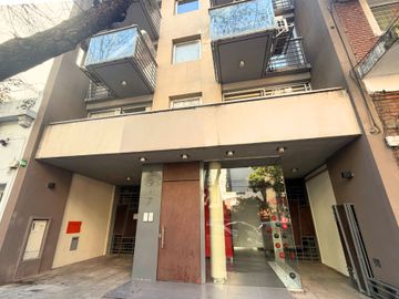 VENTA 2 AMB./ CON 2 BALCONES PALERMO HOLLYWOOD