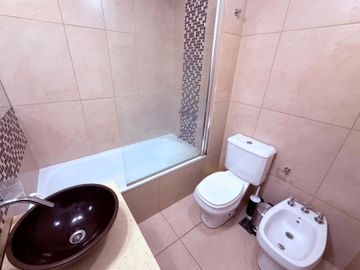 VENTA 2 AMB./ CON 2 BALCONES PALERMO HOLLYWOOD