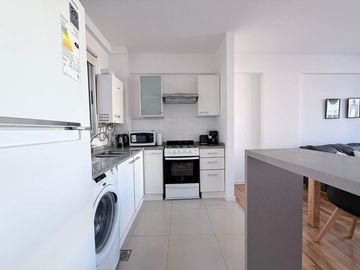ALQUILER LAS CAÑITAS DOS AMBIENTES BALCÓN COCHERA