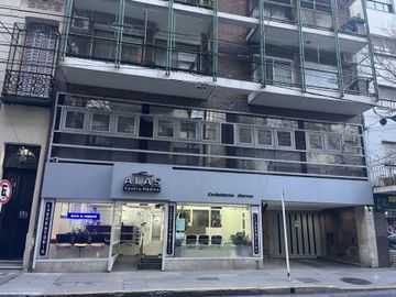 VENTA POLO MÉDICO EN FUNCIONAMIENTO A MTS SUBTE A