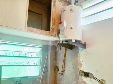 VENTA PH 3 AMBIENTES PATIO SIN EXPENSAS CASTELAR.