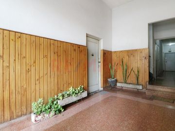 Venta depto 2 amb. Chacarita, todo luz, Reciclado
