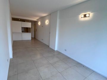 DEPARTAMENTO MONOAMBIENTE EN VILLA URQUIZA SUBTE B