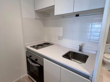 DEPARTAMENTO MONOAMBIENTE EN VILLA URQUIZA SUBTE B