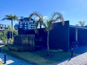 Venta departm 2 ambientes Milenia Nordelta cochera