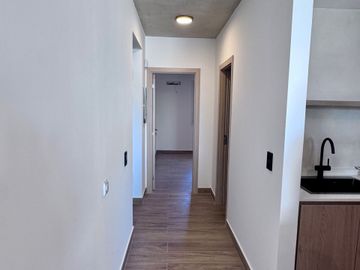 Venta departm 2 ambientes Milenia Nordelta cochera