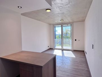 Venta departm 2 ambientes Milenia Nordelta cochera
