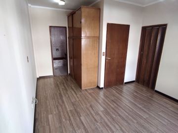 VENTA PISO EXCLUSIVO 3 DORMITORIOS BALCON AL NORTE