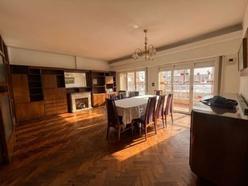 VENTA PISO EXCLUSIVO 3 DORMITORIOS BALCON AL NORTE