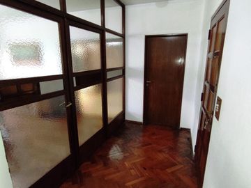 VENTA PISO EXCLUSIVO 3 DORMITORIOS BALCON AL NORTE