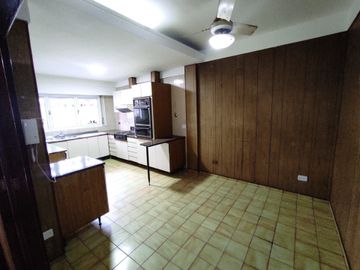 VENTA PISO EXCLUSIVO 3 DORMITORIOS BALCON AL NORTE