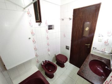 VENTA PISO EXCLUSIVO 3 DORMITORIOS BALCON AL NORTE