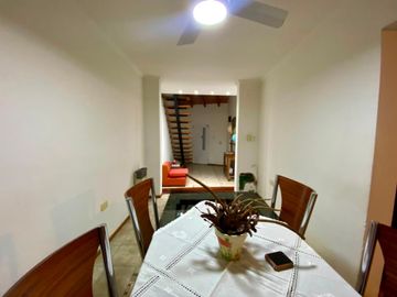 Casa de 3 Dormitorios con Jardín, Patio y Cochera