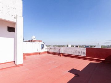 DPTO  3 AMB C/COCHERA. LANUSITA APTO CREDITO!!!!