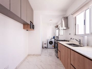 DPTO  3 AMB C/COCHERA. LANUSITA APTO CREDITO!!!!