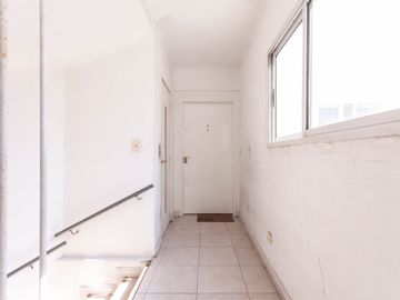 DPTO  3 AMB C/COCHERA. LANUSITA APTO CREDITO!!!!