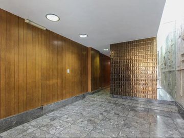 Departamento 3 amb en venta en Colegiales luminoso