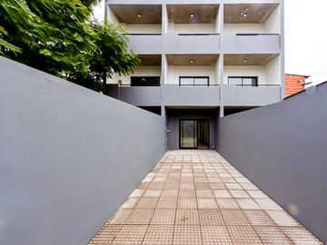 Venta departamento 2 amb estrenar Lomas de Mirador