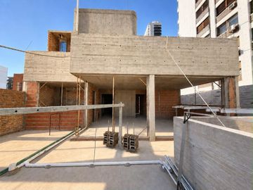 VENTA PENTHOUSE BELGRANO A ESTRENAR PISCINA