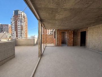 VENTA PENTHOUSE BELGRANO A ESTRENAR PISCINA