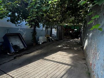 Venta gran Galpón 12m x 35m  con casa Boulogne