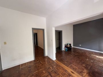 VENTA CASA MULTIFAMILIAR TIGRE CENTRO A RECICLAR