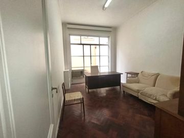 ALQUILER OFICINA  C/ PATIO LUMINOSO APTO VIVIENDA