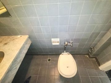 ALQUILER OFICINA  C/ PATIO LUMINOSO APTO VIVIENDA
