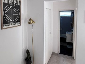 DEPARTAMENTO DE 2 AMBIENTES MUY LUMINOSO
