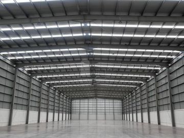 Bodega en Renta en Santa Rosa Plan Ayala cerca San Pedro del los Hernández, LEON, GTO. Son 5 andenes