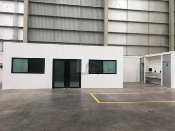 Bodega en Renta en Santa Rosa Plan Ayala cerca San Pedro del los Hernández, LEON, GTO. Son 5 andenes