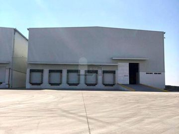 Bodega en Renta en Santa Rosa Plan Ayala cerca San Pedro del los Hernández, LEON, GTO. Son 5 andenes