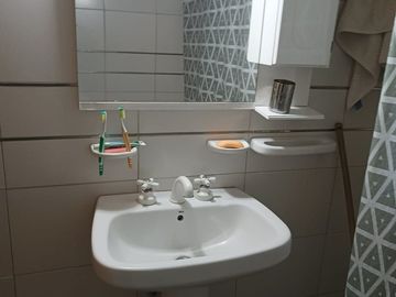 CASA en VENTA - LATERAL ACCESO ESTE (GUAYMALLÉN)