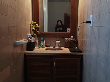 CASA en VENTA - LATERAL ACCESO ESTE (GUAYMALLÉN)