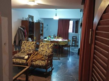 CASA en VENTA - LATERAL ACCESO ESTE (GUAYMALLÉN)