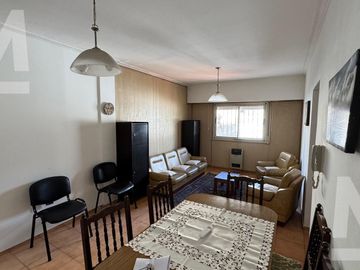 Departamento amoblado en zona Plaza Rocha