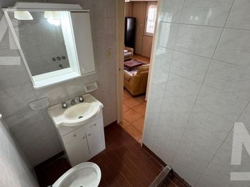Departamento amoblado en zona Plaza Rocha