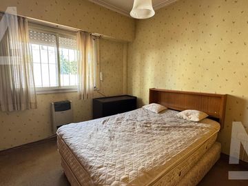 Departamento amoblado en zona Plaza Rocha