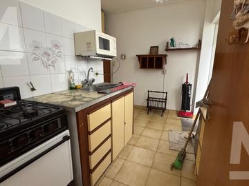 Departamento amoblado en zona Plaza Rocha