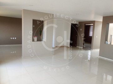 Residencia en venta y Renta en Terrazas, Sayavedra