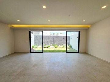 CASA EN CAÑADAS DEL ARROYO, CORREGIDORA, QUERETARO