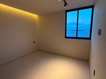CASA EN CAPITAL SUR, EL MARQUES, QUERETARO