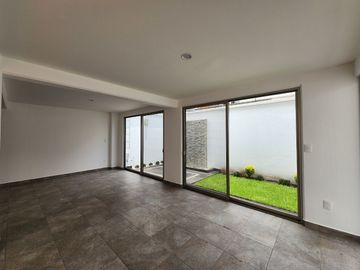 CASA EN RENTA EN SAN MATEO