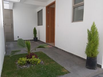 CASA EN RENTA EN SAN MATEO