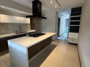 Casa en venta Coto La Toscana - Zona Real