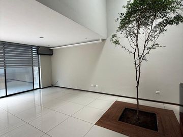 Casa en venta Coto La Toscana - Zona Real