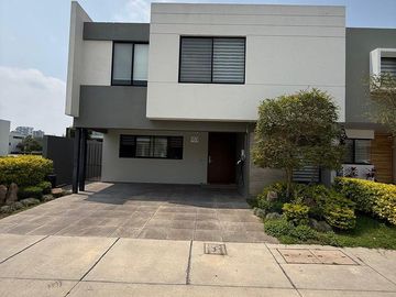 Casa en venta Coto La Toscana - Zona Real