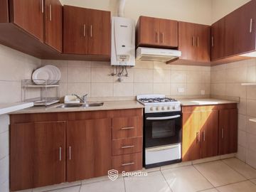VENTA | PERMUTA - Casa desarrollada en 2 plantas con cochera, patio y terraza - Tablada, Rosario.