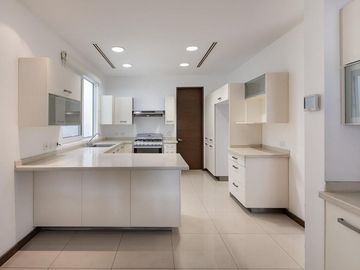 CASA EN VENTA EN RESIDENCIAL SAN AGUSTIN SAN PEDRO GARZA GARCIA, N.L.