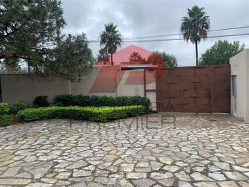 CASA EN VENTA VILLA LAS FLORES EN  MONTERREY, N.L. CARRETERA NACIONAL